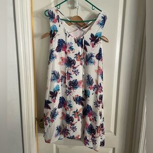 Hatley Floral‎ Sleeveless Blouse - White, Blue, Pink